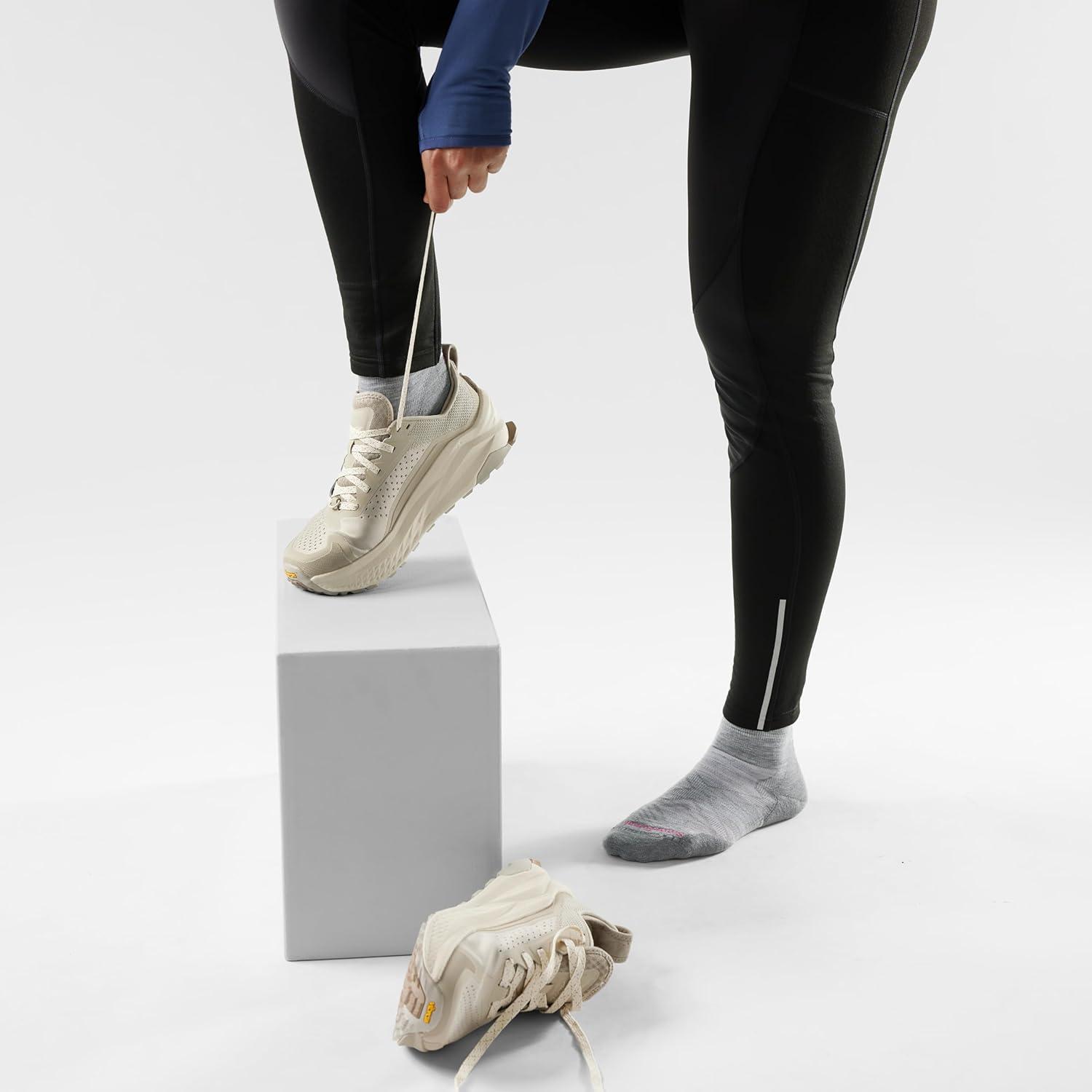 image:imageSmartwool Womens Run Targeted Cushion Ankle SocksLight GrayWhite