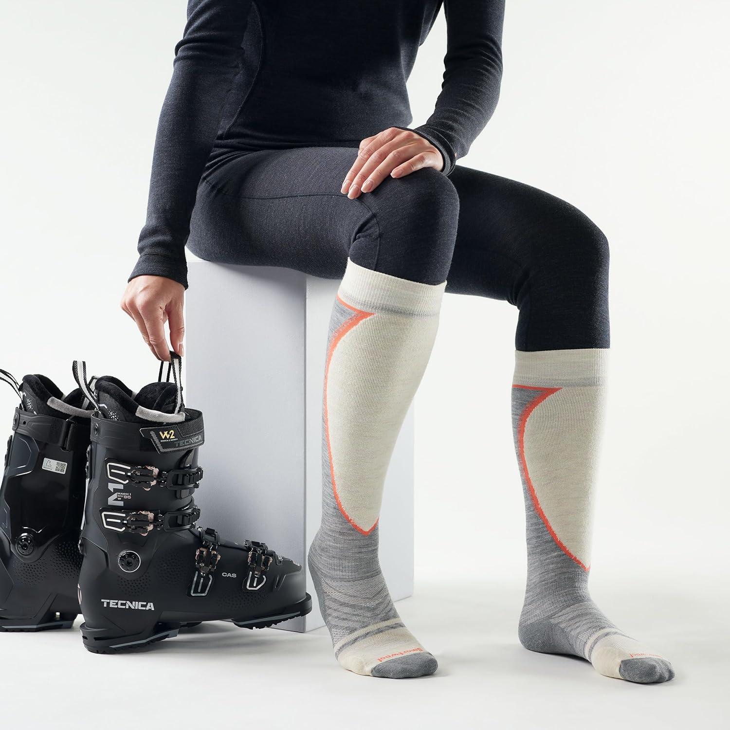 image:imageSmartwool Womens Ski Targeted Cushion Extra Stretch Over The Calf SocksLight Gray