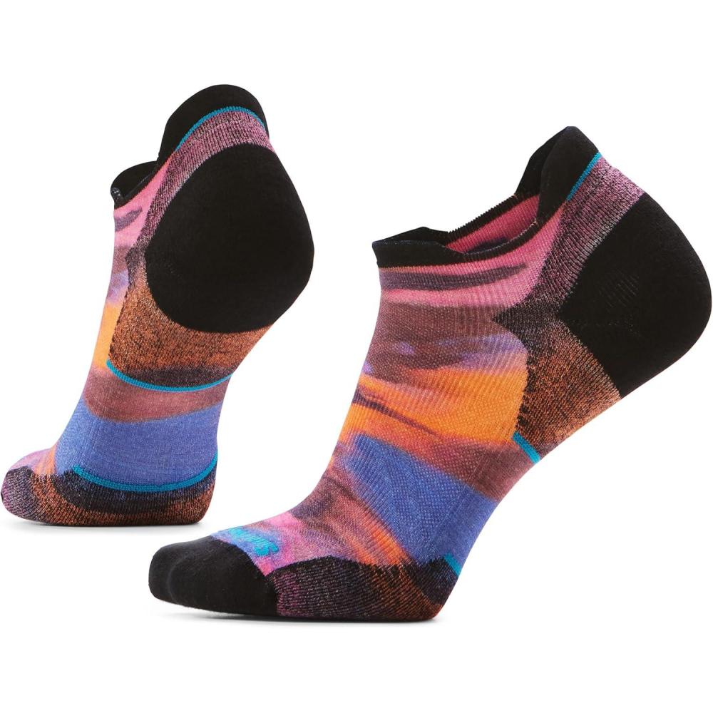 image:imageSmartwool Womens Run Targeted Cushion Brushed Print Low Ankle SocksGarden Pink