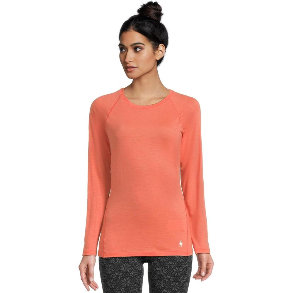 image:imageSmartWool Womens Classic AllSeason Merino Base Layer CrewCoral Reef