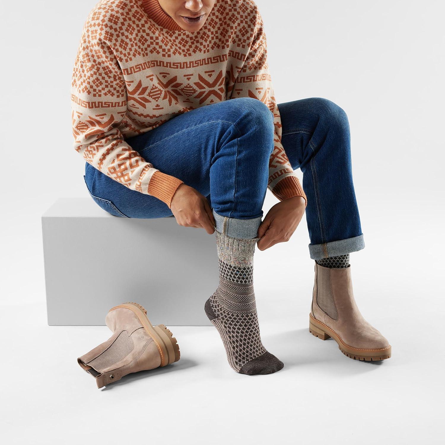 image:imageSmartwool Womens Everyday Cozy Popcorn Cable Crew SocksTaupeNatural Marl