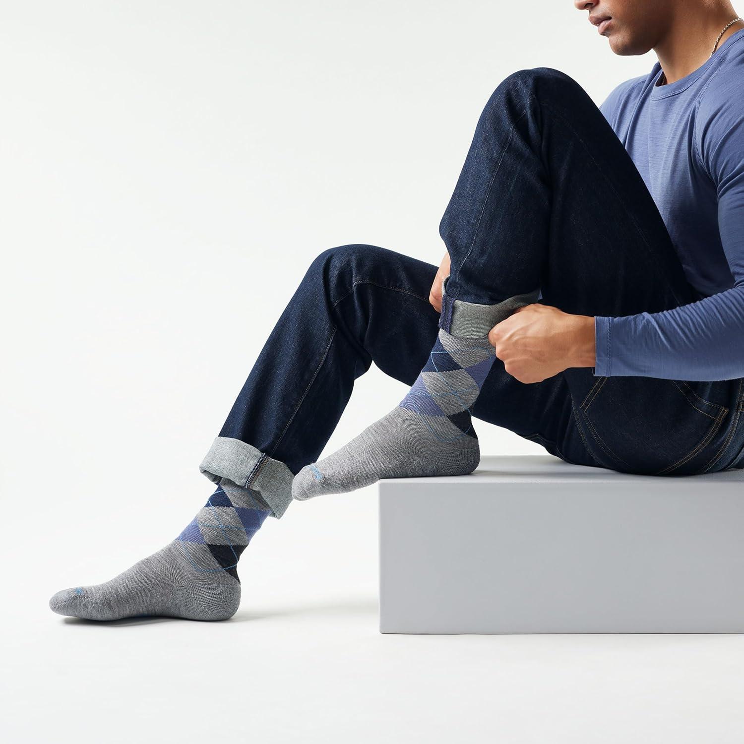 image:imageSmartwool mens Everyday Diamond Jim Crew SocksLight Gray