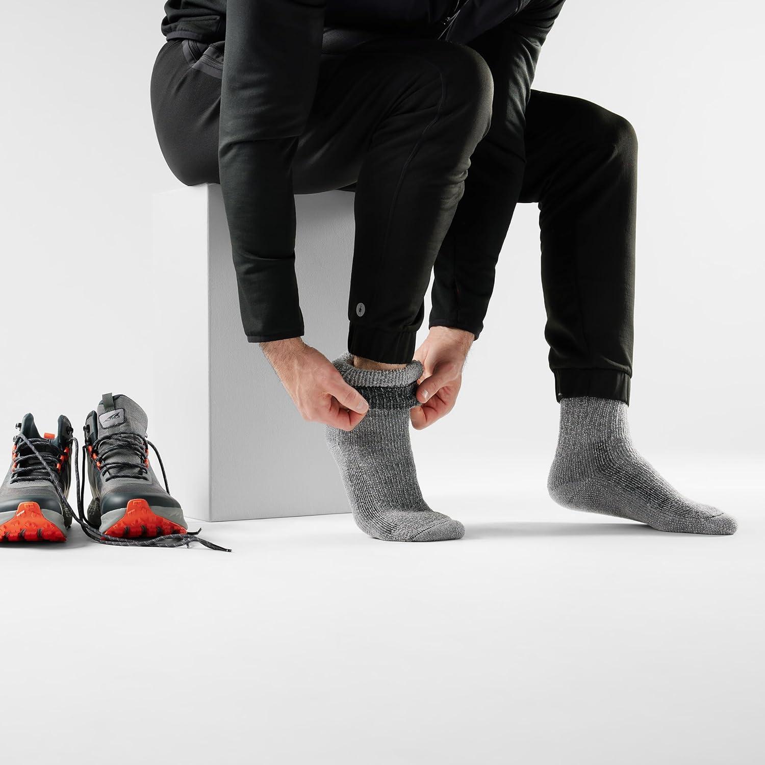 image:imageSmartwool Unisex Hike Classic Edition Extra Cushion Second Cut Crew SocksBlack