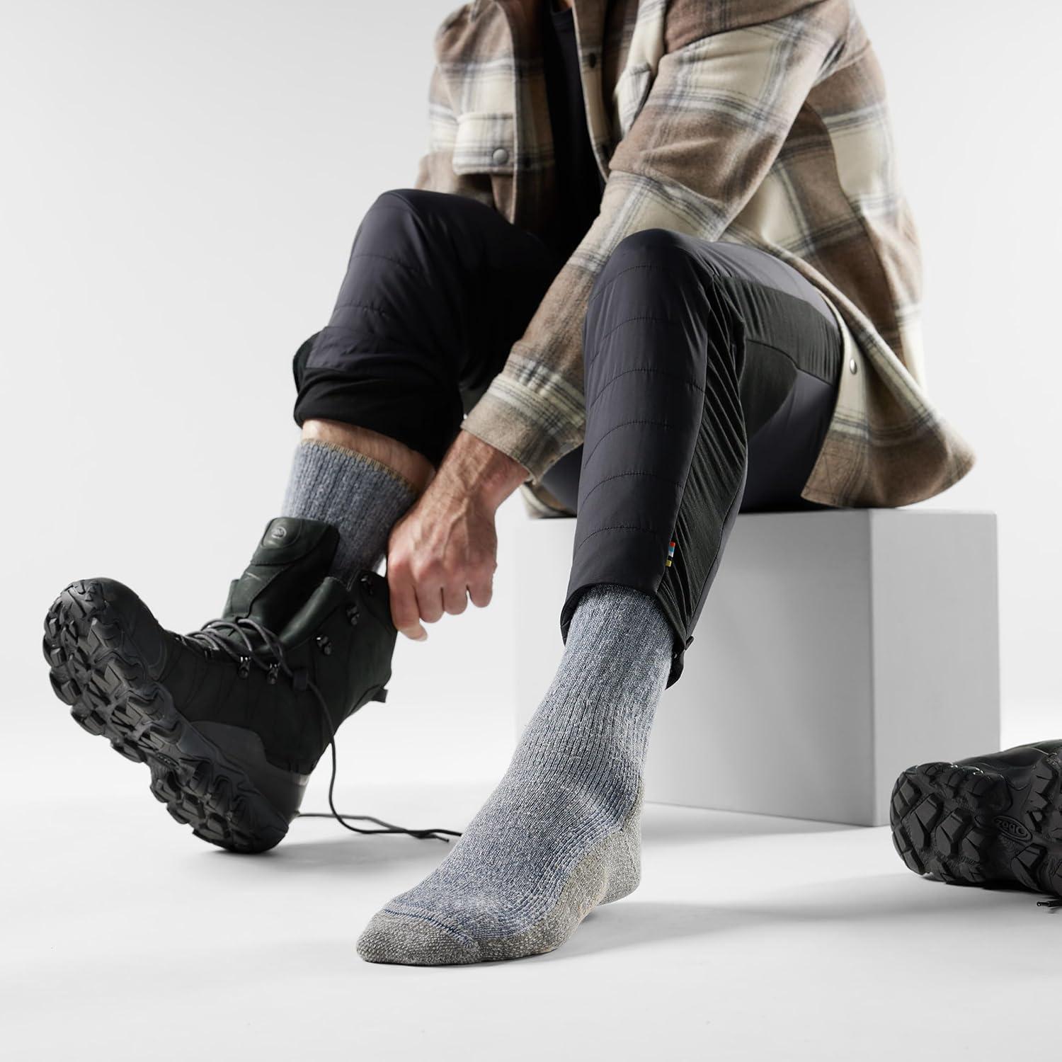 image:imageSmartwool Unisex Mountaineer Classic Edition Max Cushion Second Cut Crew SocksAlpine Blue